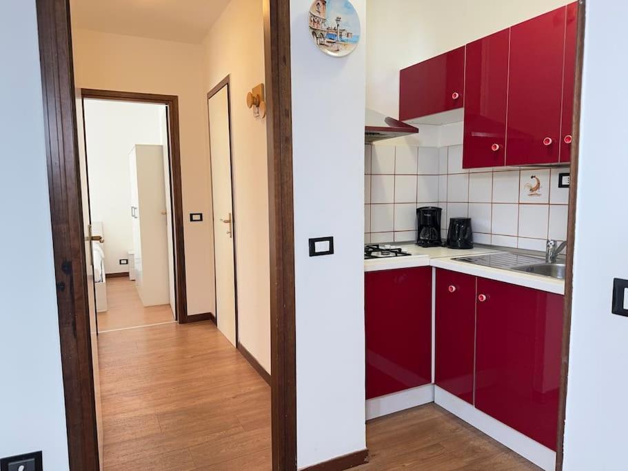 5' From Punta Gro Beach With Free Swimming Pool Sirmione Exterior foto