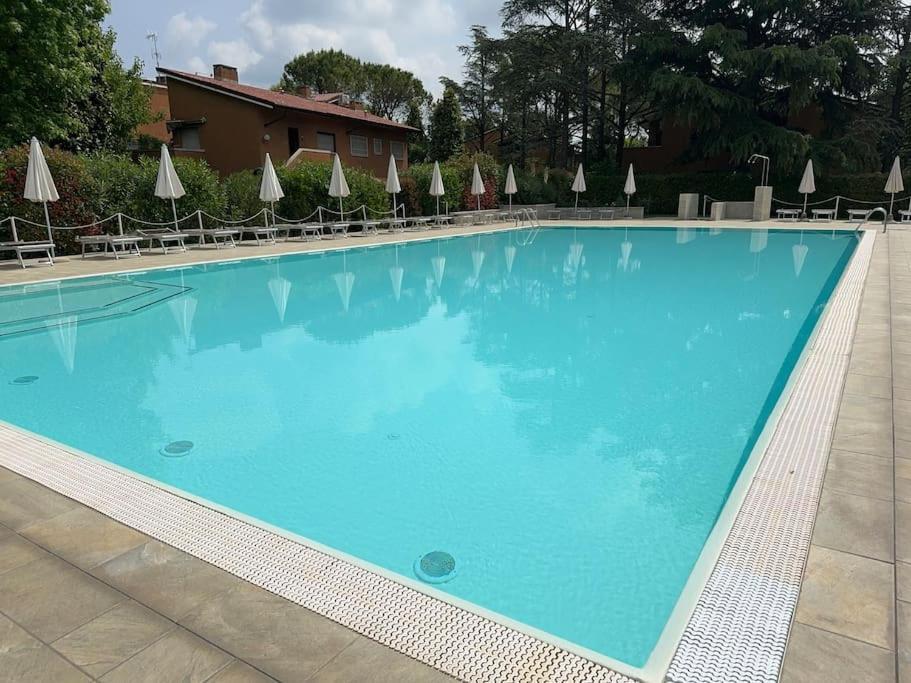 5' From Punta Gro Beach With Free Swimming Pool Sirmione Exterior foto